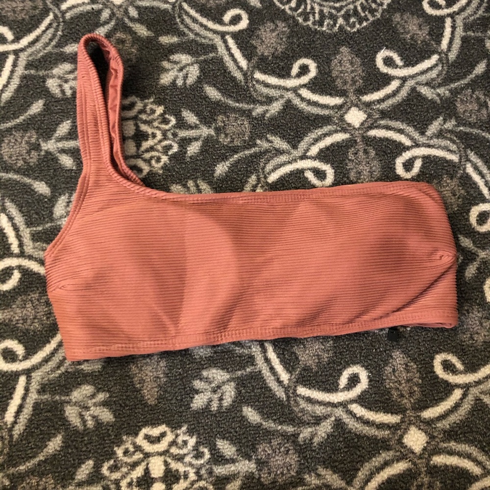 Garage Bikini Top - Picture 1 of 3